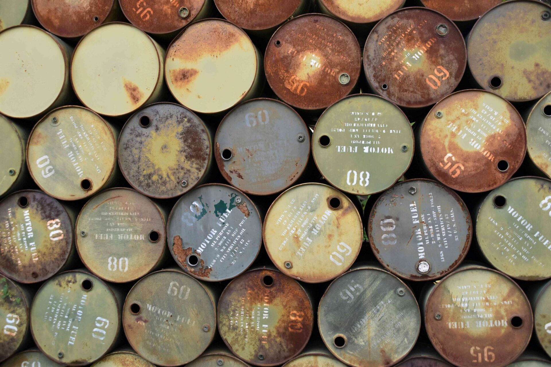 Oil trading is a fantastic way to tap into a market worth $2.1 trillion. Finbok helps all traders to tap into the lucrative oil market. This image shows oil barrels and is related to an article on oil trading by Finbok.